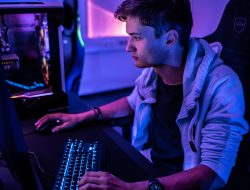 Ketahui Diluc Genshin Impact Build Terbaik di Sini!