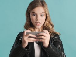 4 Cara Mengatasi Mobile Legends Stuck di Loading dengan Sederhana