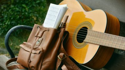 Inilah 7 Aplikasi Stem Gitar Terbaik, Gratis, dan Akurat untuk Pengguna Android