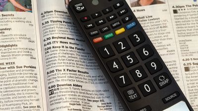 Begini 6 Cara Memperbaiki Remot TV yang Tidak Merespon, Wajib Dicoba Dulu!
