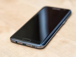 Inilah 5 Penyebab Hp Samsung Mati Sendiri Perlu Diketahui