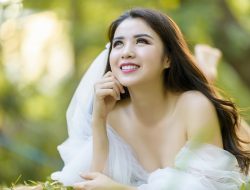 Keren! 5 Aplikasi Rias Pengantin Hijab Wajib Dicoba!