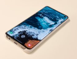 Cara Melacak No HP yang Tidak Dikenal Melalui Aplikasi dan Situs