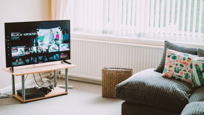 Apakah Layar TV LED Pecah Bisa Diperbaiki? Simak Penjelasannya!