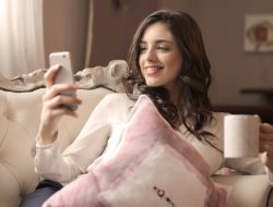 Aplikasi Baca Novel Offline Recommended Bagi Yang Hobby Baca Novel