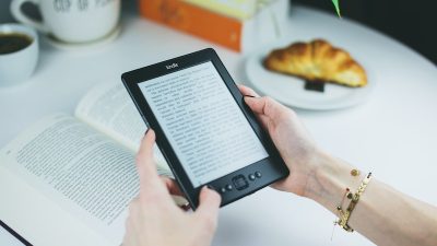 7 Pilihan Aplikasi Novel Gratis Tanpa Beli koin dan Offline yang Bisa Dinikmati
