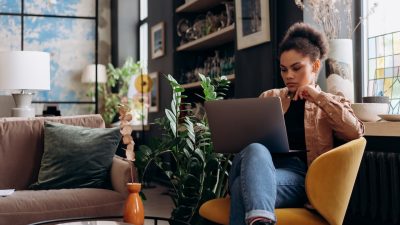 Rekomendasi 5 Aplikasi Plagiarism Checker yang Perlu Dicoba