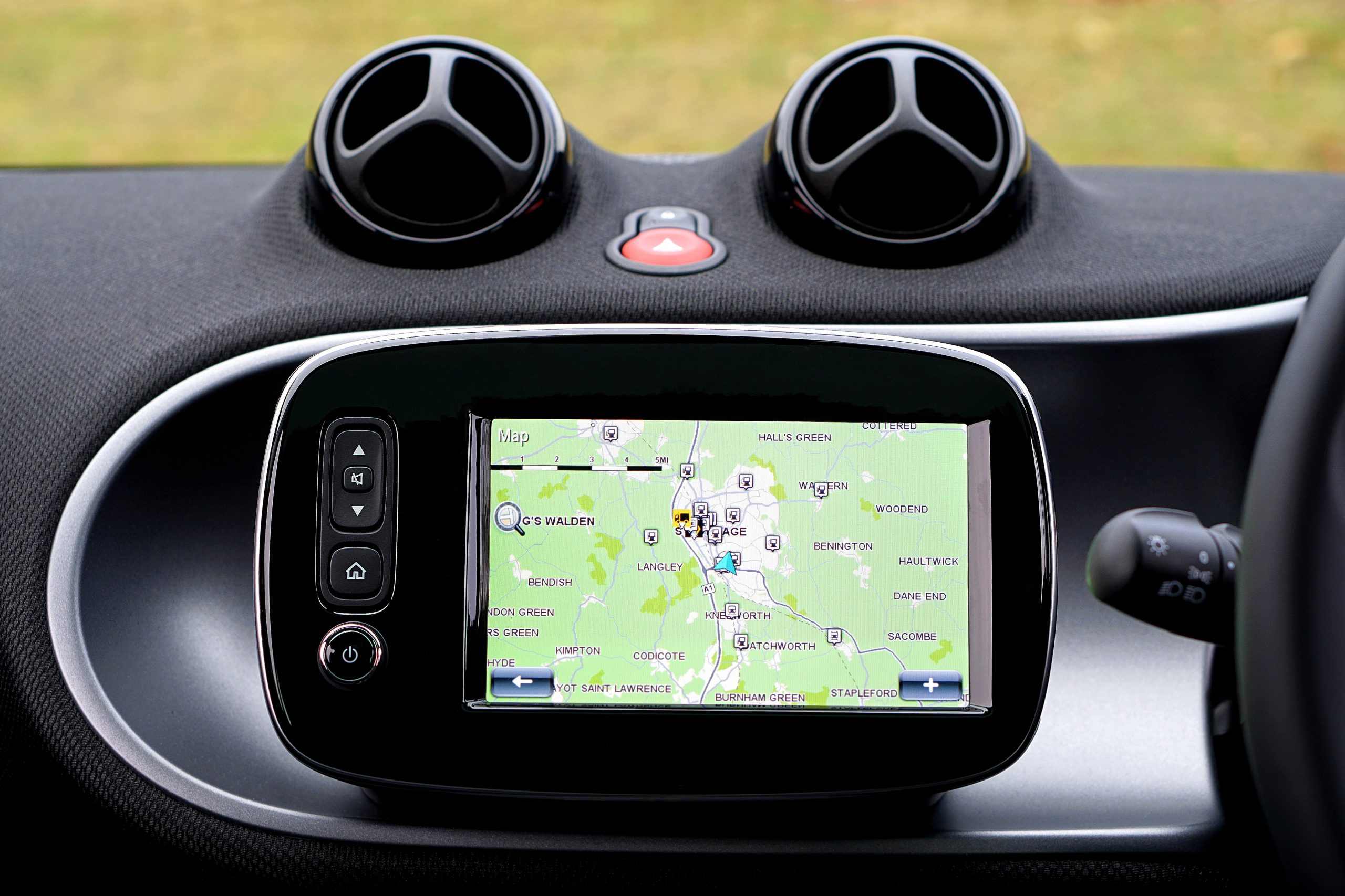 Cara Mematikan GPS Mobil dengan 4 Metode Mudah Cara Mematikan GPS Mobil dengan 4 Metode Mudah