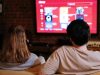 Cara Menghubungkan Hp ke TV Biasa, Simpel Banget!a judul