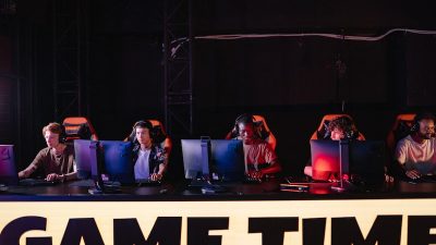 Game Mirip Higgs Domino yang Bisa Menghasilkan Uang