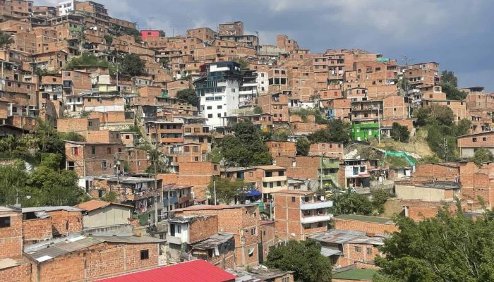 Review & Sinopsis Film Medellin (2023)
