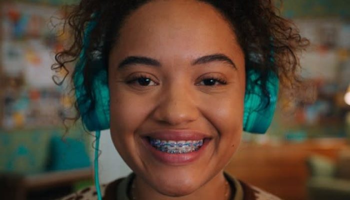 Susie Searches (2023): Review & Sinopsis Film yang Perlu Kamu Tonton!