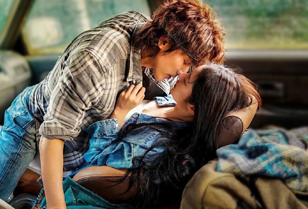 Aksi Menohok Saat Kamu Nonton The Forbidden Flower