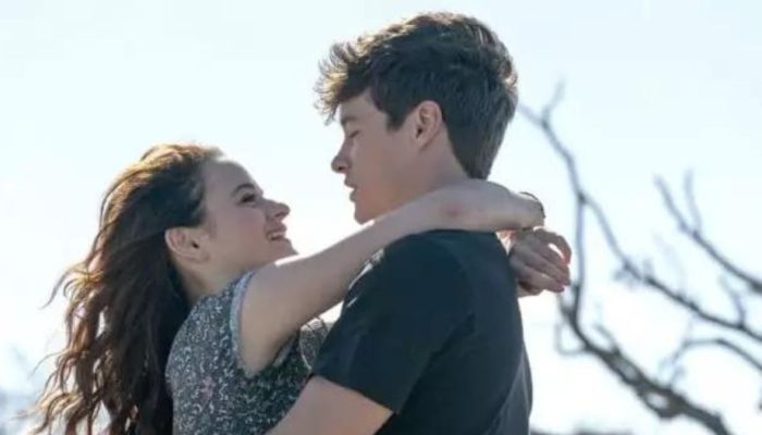 Nonton The In Between: Rasakan Suanasa Romansa Supranatural yang Menyenangkan