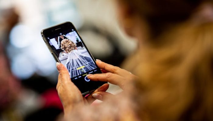 5 Aplikasi Ngeblur Muka, Solusi Buat Foto Makin Estetik