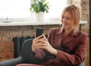 6 Aplikasi Video Call Random Tanpa Coin Solusi Berkenalan Dengan Orang Luar