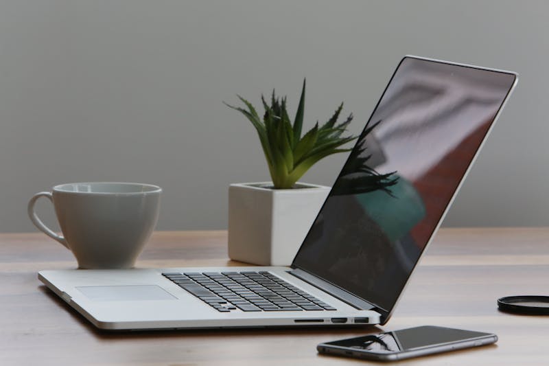 4 Cara Koneksikan WiFi ke Laptop Bisa Untuk Semua Jenis 4 Cara Koneksikan WiFi ke Laptop Bisa Untuk Semua Jenis