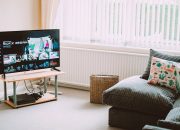 Cara Menghubungkan Hp Ke Tv dengan USB Biasa dan Keuntungannya