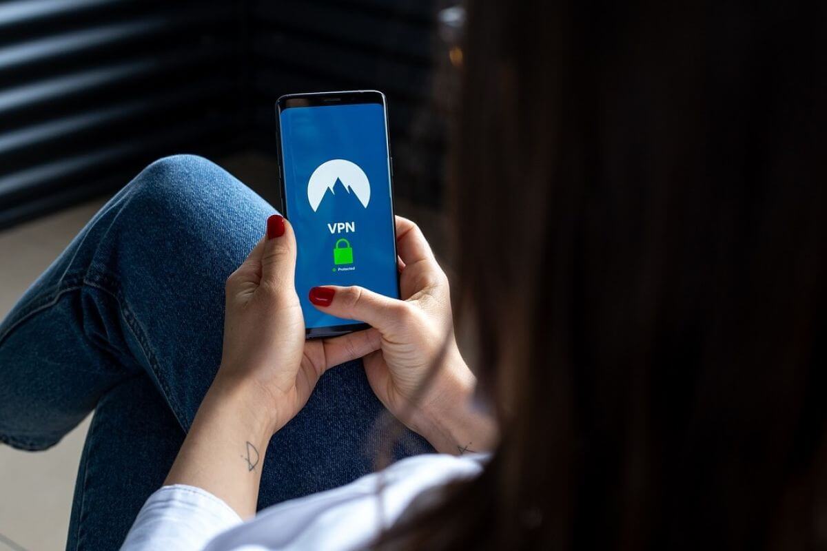 Daftar Aplikasi VPN Terbaik yang Aman Digunakan Daftar Aplikasi VPN Terbaik yang Aman Digunakan