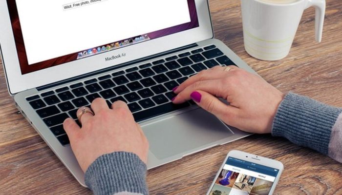 Aplikasi Mirroring Hp ke Laptop yang Wajib Anda Install