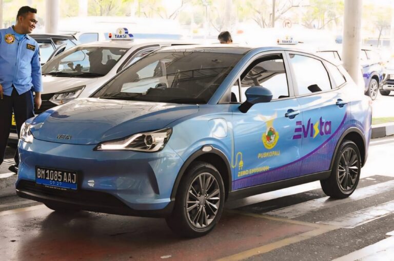 Evista: Taksi Online Listrik yang Menggebrak Pekanbaru dengan Kenyamanan dan Harga Transparan Evista: Taksi Online Listrik yang Menggebrak Pekanbaru dengan Kenyamanan dan Harga Transparan