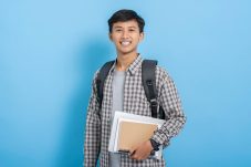 Hardiknas 2025: Saatnya Komunitas Kampus Menyediakan Solusi Keuangan yang Relevan untuk Mahasiswa