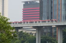 KAI Melayani Dua Juta Pengguna LRT Jabodebek di Bulan April karena Tingginya Permintaan Masyarakat