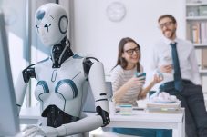 AI vs. Forecasting Manual: Mana yang Lebih Efektif untuk Perencanaan Keuangan?