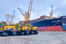 Pelindo Solusi Logistik Memfasilitasi Mobilisasi Alat Berat untuk Proyek Strategis di Palembang