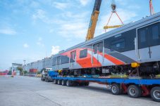 Konsisten Mendukung Konektivitas: Pelindo Solusi Logistik Lanjutkan Mobilisasi Gerbong KRL