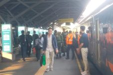 178 Ribu Penumpang Gunakan Layanan Kereta Api Daop 8 Surabaya Selama Libur Panjang Waisak
