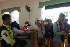 2.054 Penumpang Menggunakan Kereta Api di Stasiun Bojonegoro pada Hari Selasa Libur Panjang Waisak 2025