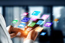 Integrasi CRM dan Omnichannel untuk Meningkatkan Layanan Pelanggan yang Terhubung.