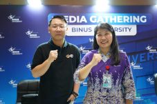 BINUS University: Pendidikan Tinggi yang Adaptif, Kolaboratif, dan Berpengaruh BINUS University: Pendidikan Tinggi yang Adaptif, Kolaboratif, dan Berpengaruh