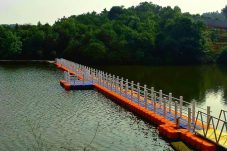 Jembatan Apung Praktis & Tahan Lama: Solusi Cerdas untuk Menyeberangi Air!