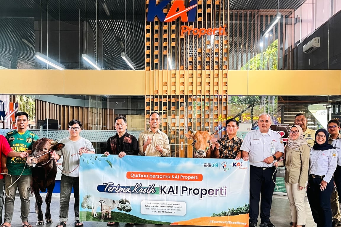KAI Properti Mengirimkan Hewan Kurban dari Medan ke Jember