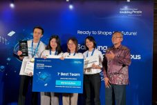 Mahasiswa Ilmu Komputer BINUS University Raih Gelar Tim Terbaik di Samsung Innovation Campus 2024/2025 dengan Inovasi “PawPal”