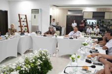 Kunjungan Kerja DPR RI di Stasiun Surabaya Pasar Turi: Tinjauan Layanan Keprotokolan dan Apresiasi Peningkatan Fasilitas Penumpang oleh KAI Daop 8 Surabaya