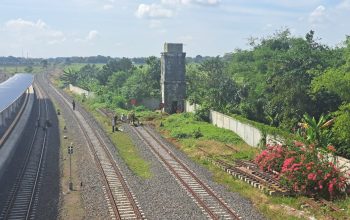KAI Daop 8 Surabaya Mendukung Upaya IRPS untuk Melestarikan Menara Air Warisan Belanda di Stasiun Tarik