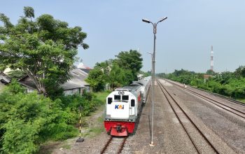 KAI Daop 1 Jakarta Menyampaikan Permohonan Maaf atas Keterlambatan Beberapa Perjalanan Kereta Api