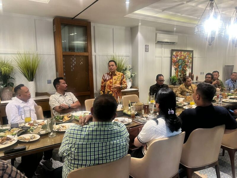 Perkuat Ekosistem Pembiayaan Otomotif, BRI Finance Jalin Sinergi dengan BRI dan Dealer Surabaya Perkuat Ekosistem Pembiayaan Otomotif, BRI Finance Jalin Sinergi dengan BRI dan Dealer Surabaya