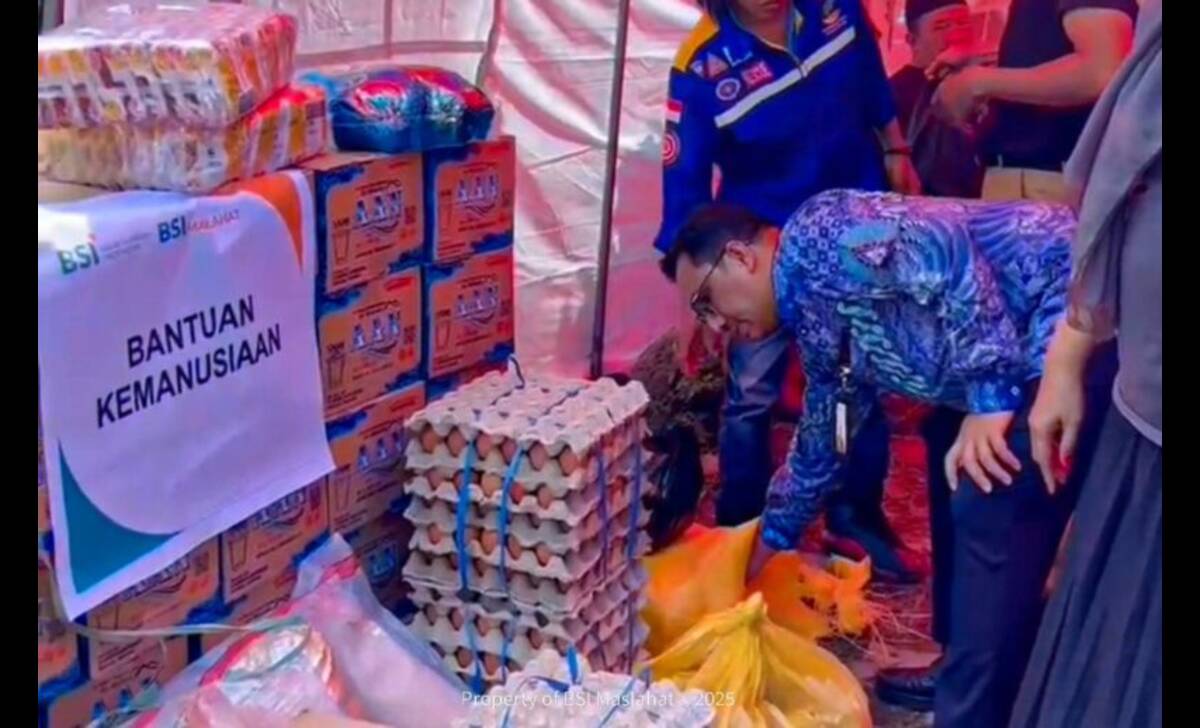 BSI Maslahat Salurkan Bantuan Kemanusiaan Untuk Penyintas Banjir Di Kabupaten Bantaeng Sulawesi Selatan BSI Maslahat Salurkan Bantuan Kemanusiaan Untuk Penyintas Banjir Di Kabupaten Bantaeng Sulawesi Selatan