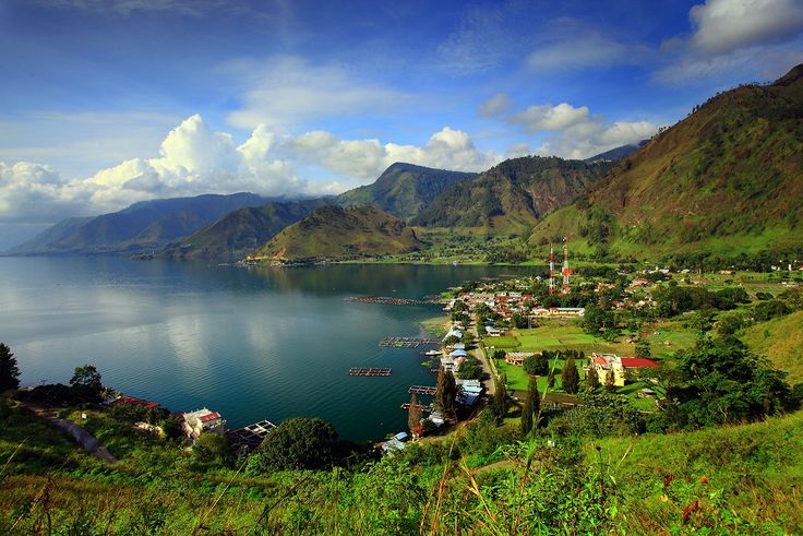 Festival Danau Toba: Merayakan Keindahan Alam Festival Danau Toba: Merayakan Keindahan Alam