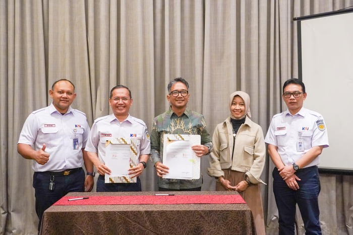 KAI Properti dan Siemens Mobility Indonesia Tandatangani MoU Pengembangan Sistem Persinyalan dan Elektrifikasi