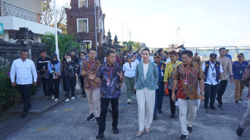 Menteri Pariwisata Apresiasi Upaya Pelindo Hadirkan Marina Premium Pertama di Indonesia Menteri Pariwisata Apresiasi Upaya Pelindo Hadirkan Marina Premium Pertama di Indonesia