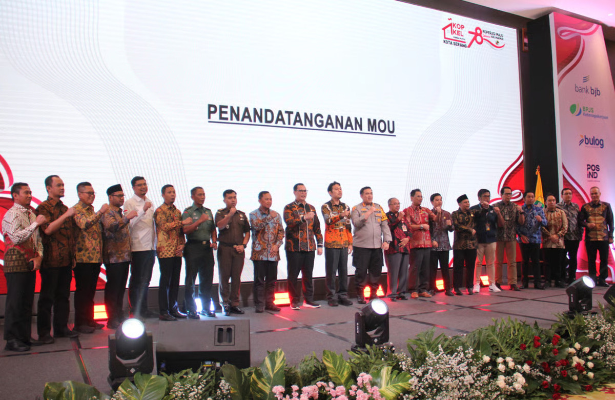 Dorong Kemandirian Ekonomi Lokal, KAI Logistik dan Pemkot Serang Teken MoU Kemitraan Koperasi Merah Putih