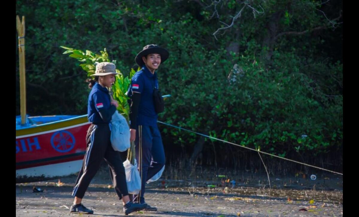 LindungiHutan Gunakan Momen Hari Persahabatan untuk Dorong Aksi Tanam Pohon LindungiHutan Gunakan Momen Hari Persahabatan untuk Dorong Aksi Tanam Pohon
