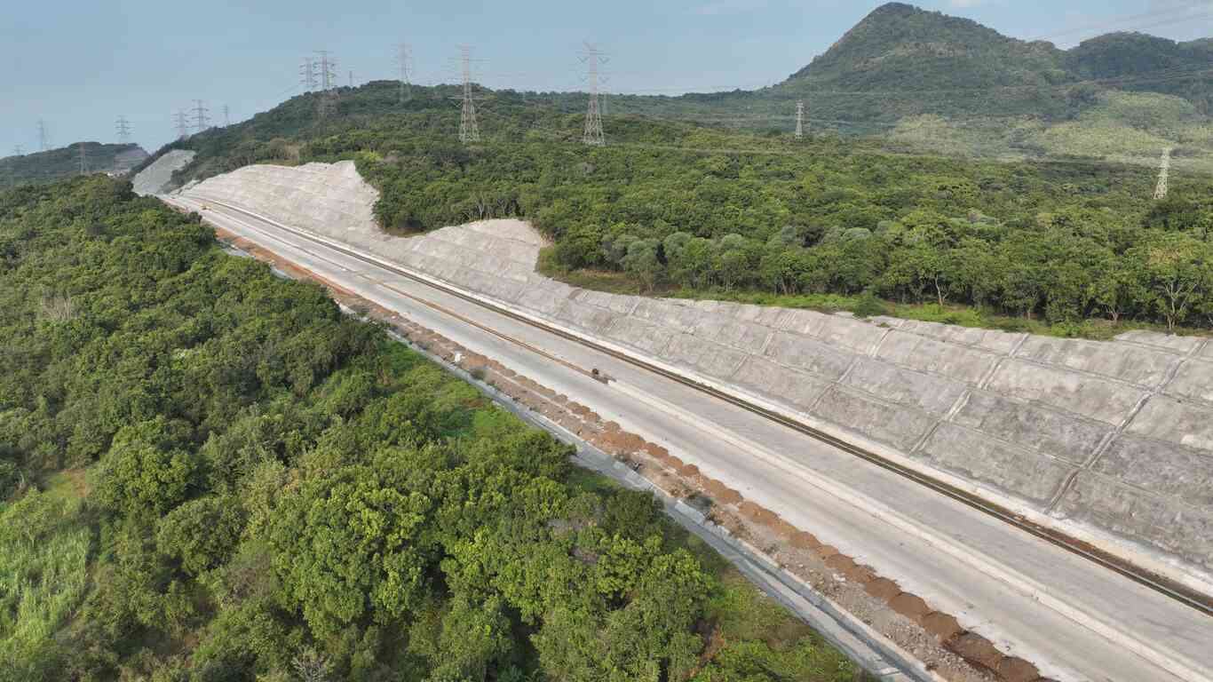 PTPP Tancap Gas Proyek Tol Probowangi Paket 3: Progres 79%, Buka Akses Ekonomi Baru di Ujung Timur Jawa PTPP Tancap Gas Proyek Tol Probowangi Paket 3: Progres 79%, Buka Akses Ekonomi Baru di Ujung Timur Jawa