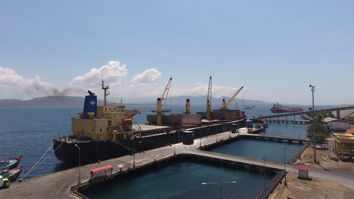 Pelabuhan Tanjung Wangi Jadi Simpul Logistik Strategis Jawa Timur Pelabuhan Tanjung Wangi Jadi Simpul Logistik Strategis Jawa Timur