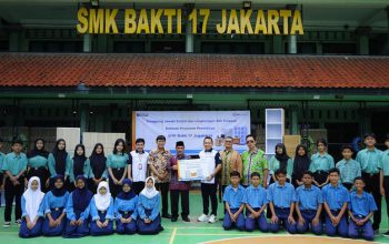 BRI Finance Rayakan Hari Pelanggan Nasional dengan Perkuat Komitmen TJSL Bidang Pendidikan